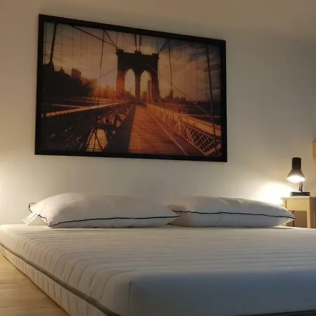 Lara Downtown Apartment *