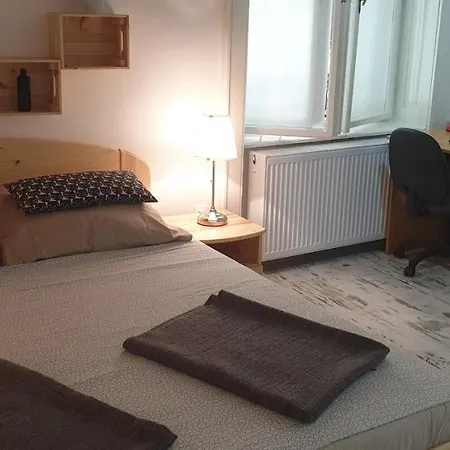 Lara Downtown Apartment *