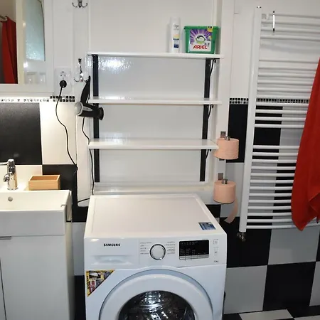 Lara Downtown Apartamento Budapeste